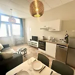 Apartment L Atelier De La *