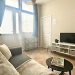 L Atelier De La * Calais