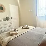 L Atelier De La *